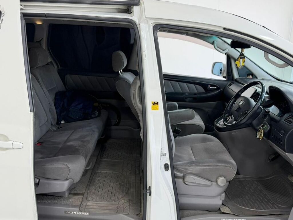 Toyota Alphard: 2004 г., 3 л, Автомат, Бензин, Минивэн: фото 3
