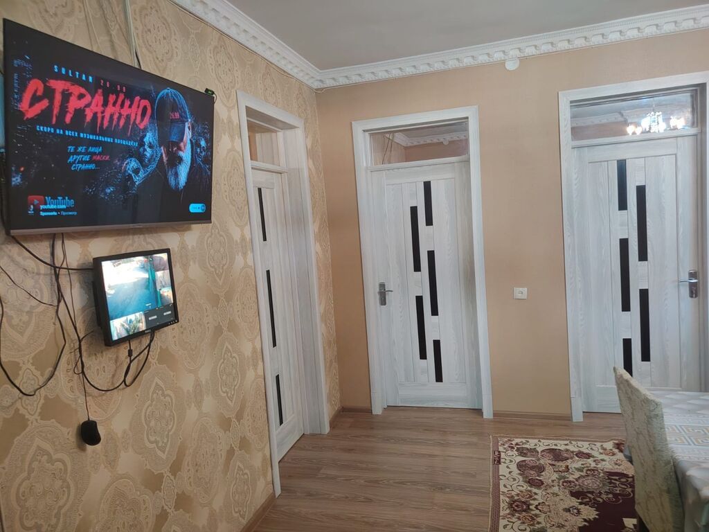 Suraxanı 3 otaqlı, 100 kv. m, Orta təmir