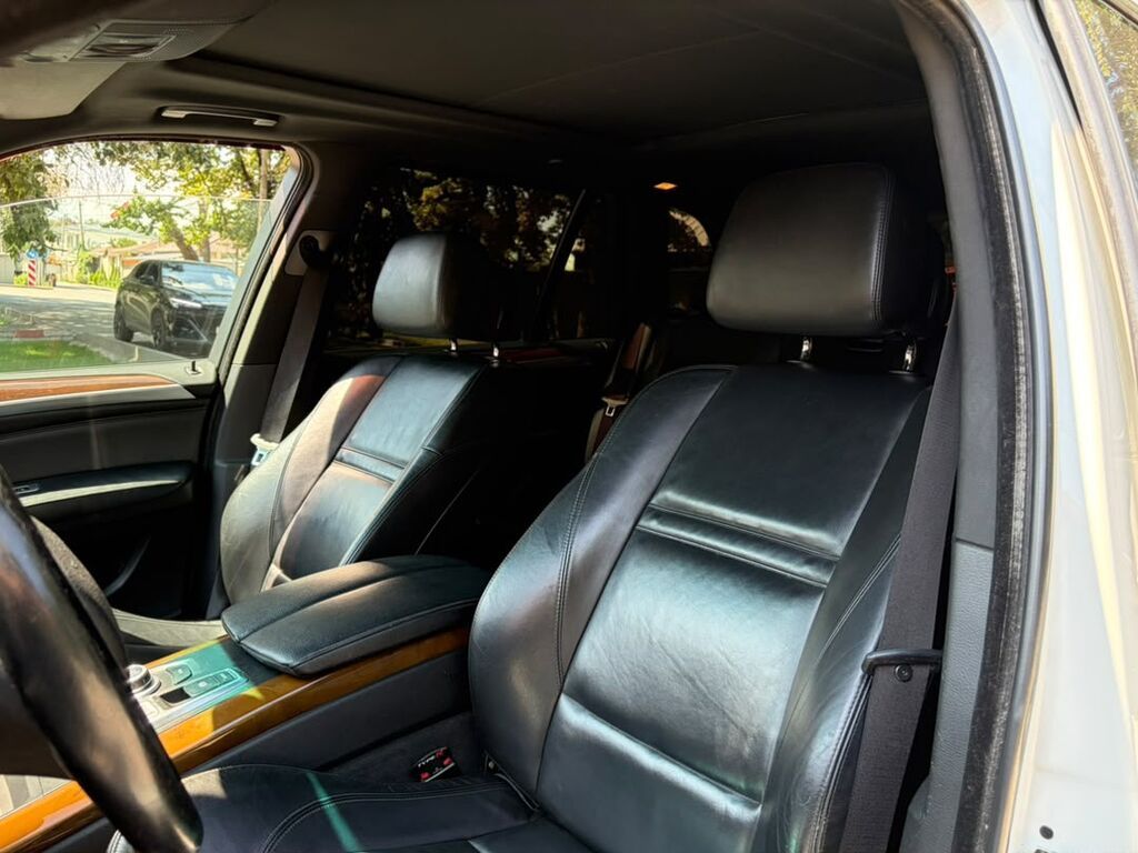 BMW X5: 2009 г., 3 л, Автомат, Бензин, Кроссовер — фото 8