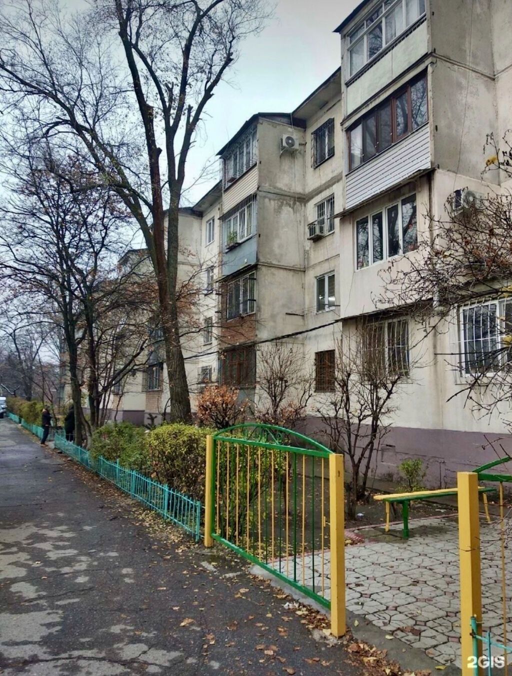 3 комнаты, 58 м², 4 мкр 104 серия, 2 этаж, Евроремонт: фото 3