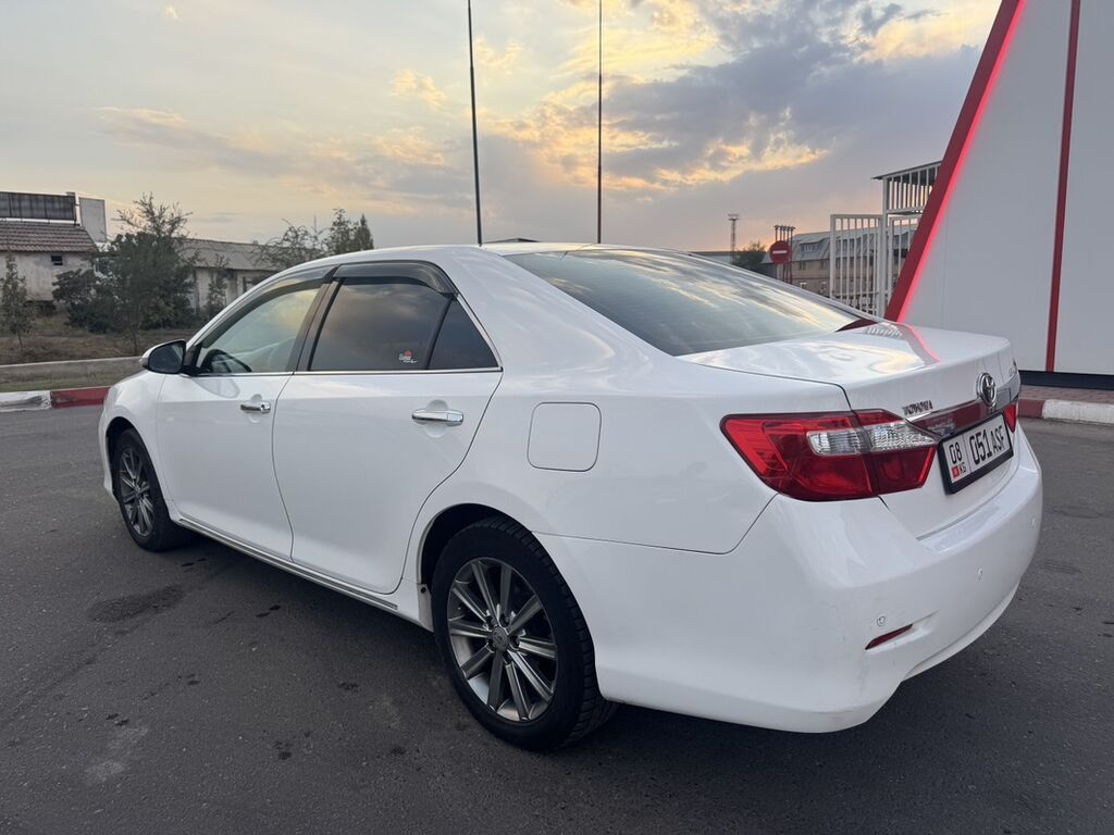 Toyota Camry: 2013 г., 2.5 л, Автомат, Бензин, Седан: фото 5