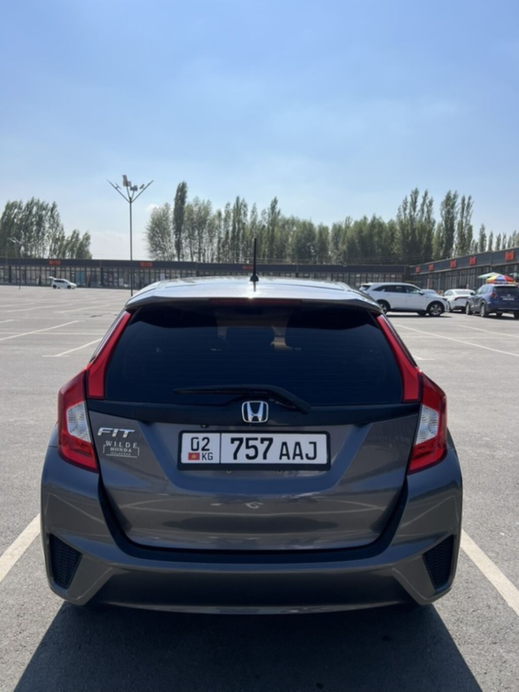 Honda Fit: 2016 г., 1.5 л, Вариатор, Бензин, Хэтчбэк: фото 1