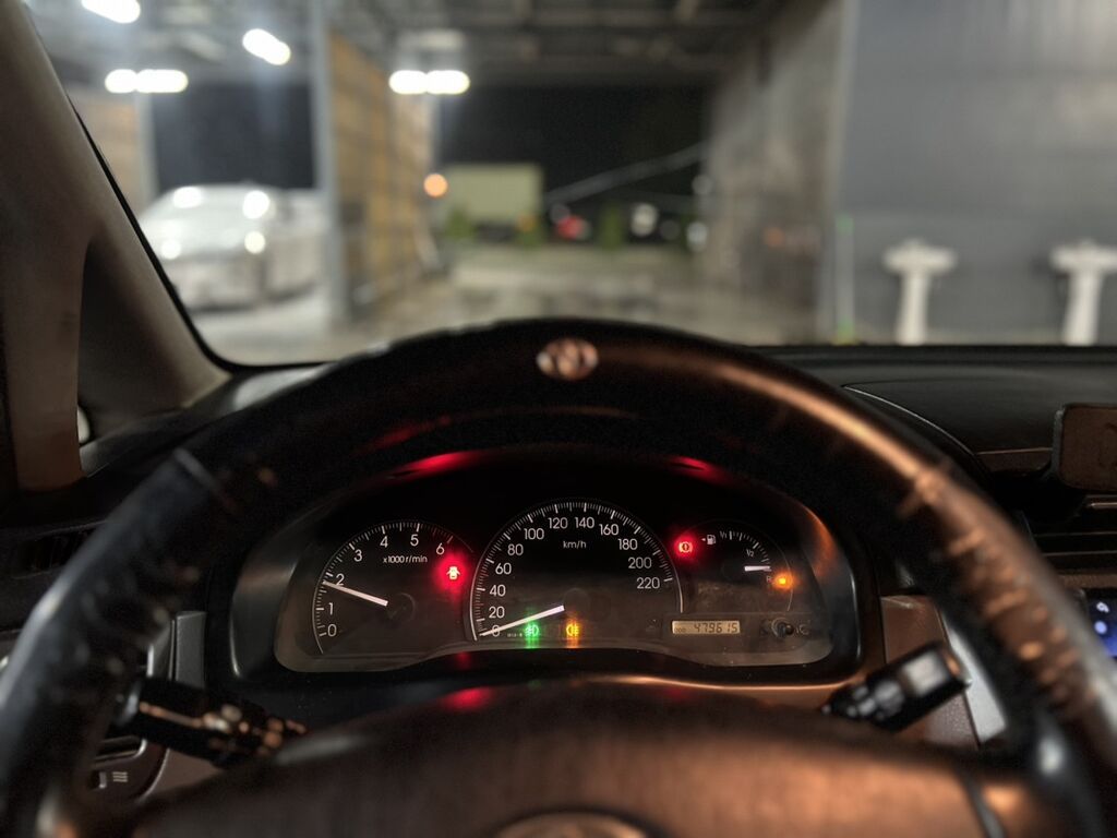 Toyota Avensis: 2002 г., 2.4 л, Механика, Дизель, Минивэн: фото 4