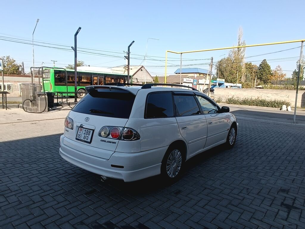 Toyota Caldina: 2001 г., 2 л, Автомат, Бензин, Универсал: фото 6