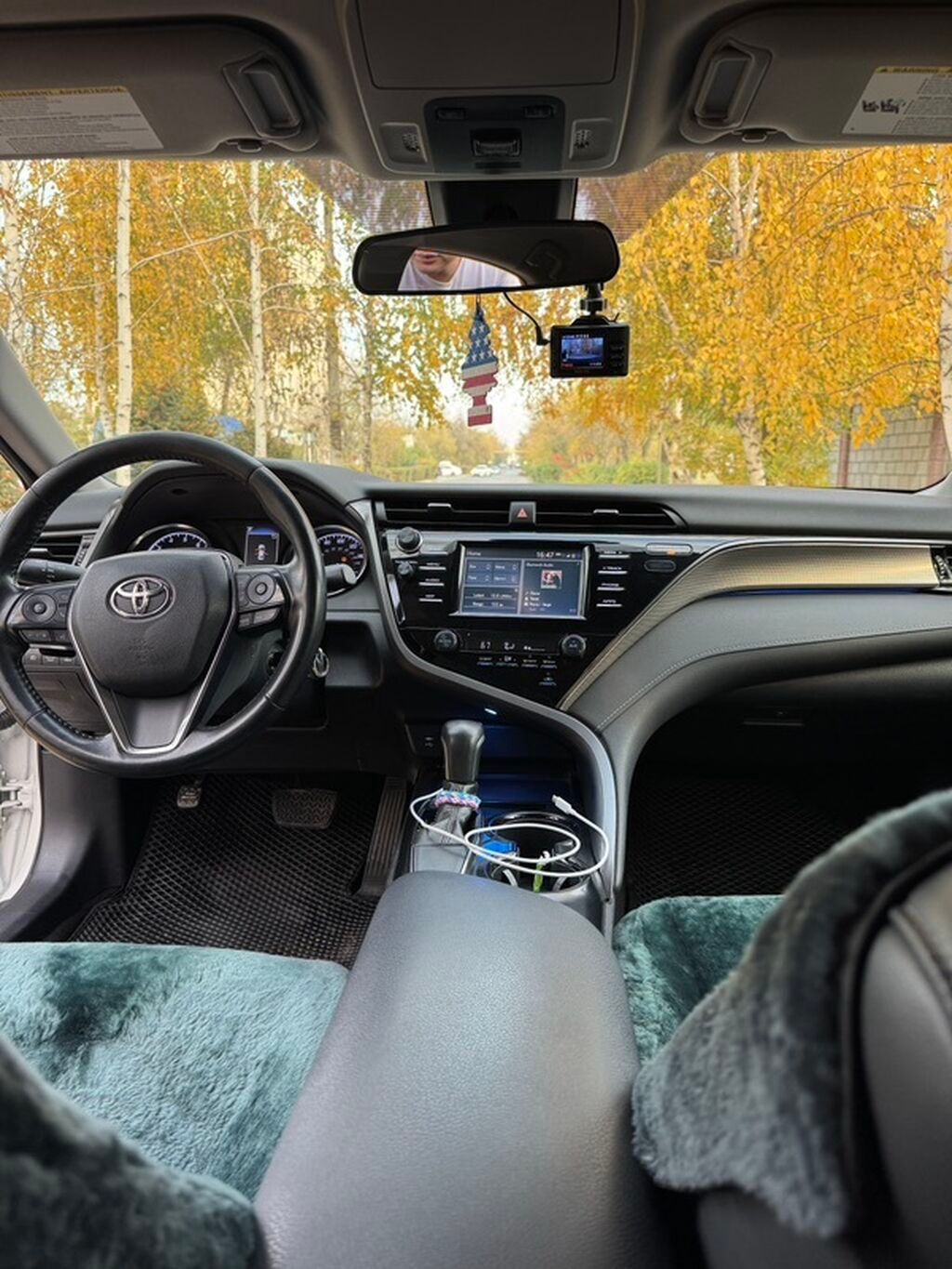 Toyota Camry: 2019 г., 2.5 л, Автомат, Бензин, Седан — фото 6
