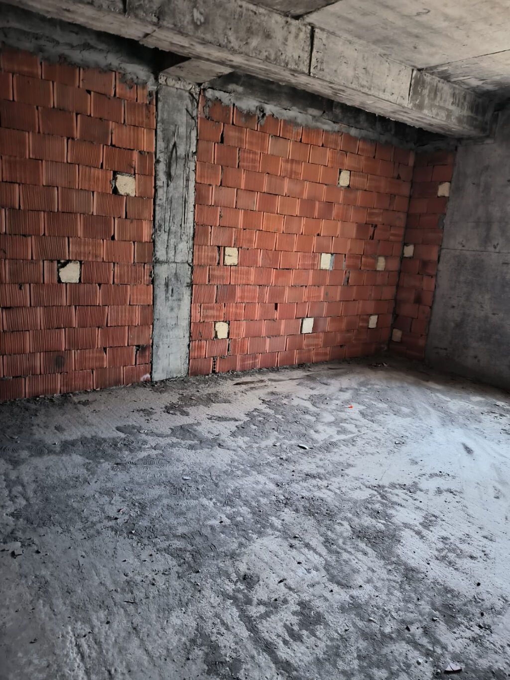 4 otaqlı, Yeni tikili, m. 20 Yanvar, 186 kv. m