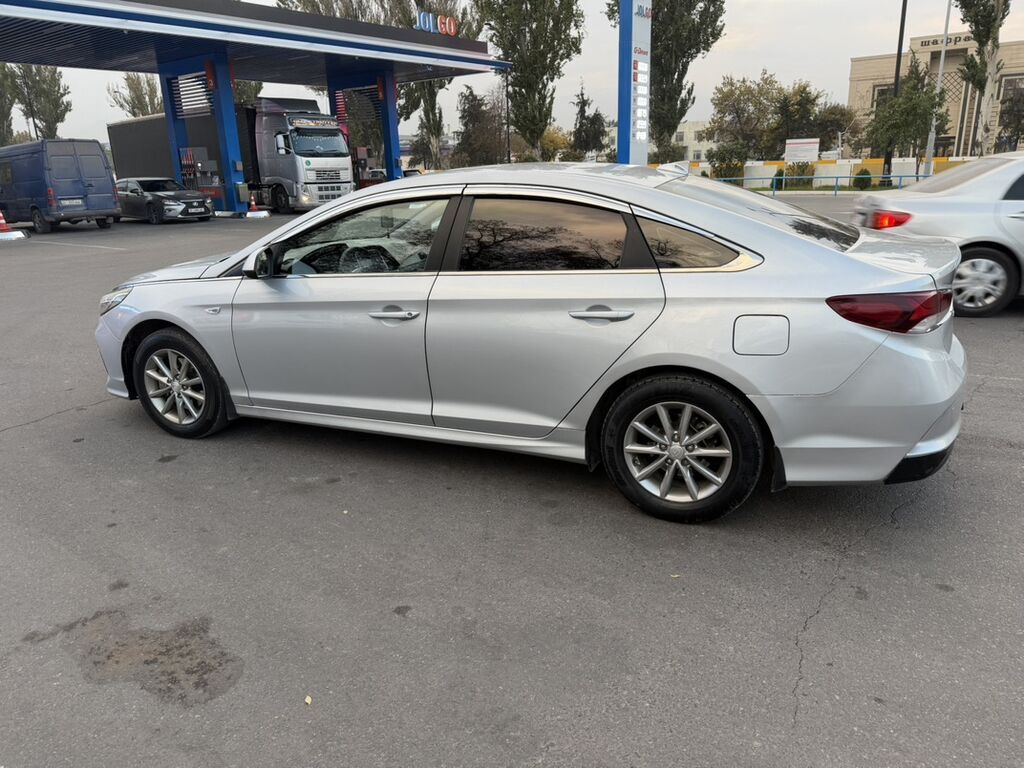 Hyundai Sonata: 2019 г., 2 л, Автомат, Газ, Седан: фото 5