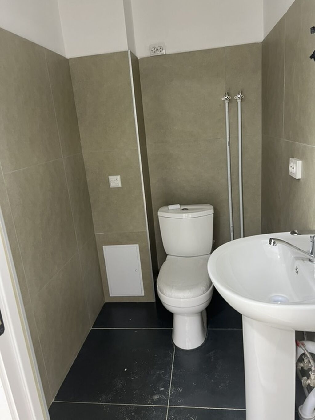 Продам коммерческое помещение 45 м² в ЖК Аалам Сити: фото 4
