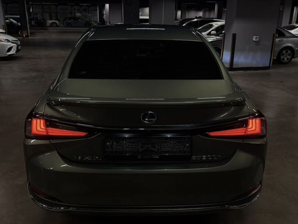 Lexus ES: 2019 г., 2.5 л, Автомат, Гибрид, Седан: фото 3
