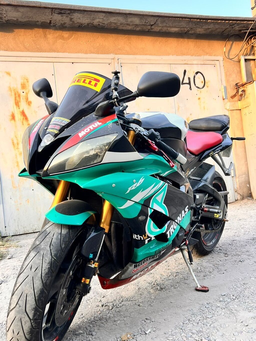 Спортбайк Yamaha YZF-R6 2014год обмен на маш резина новая хорошее: фото 1