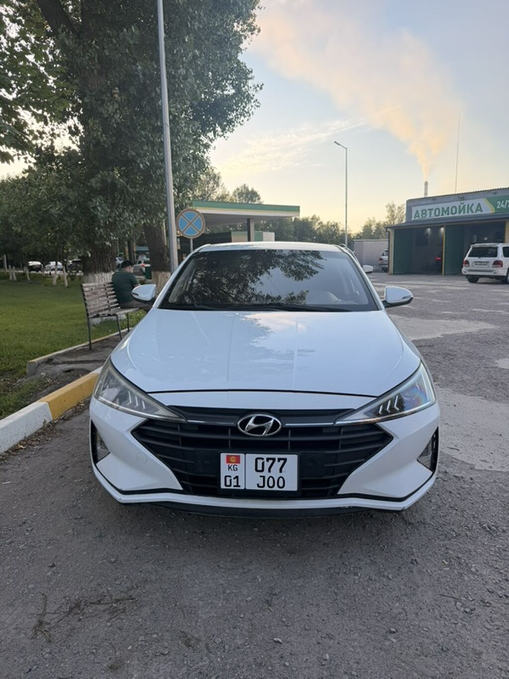 Hyundai Avante: 2018 г., Автомат, Бензин, Седан: фото 3
