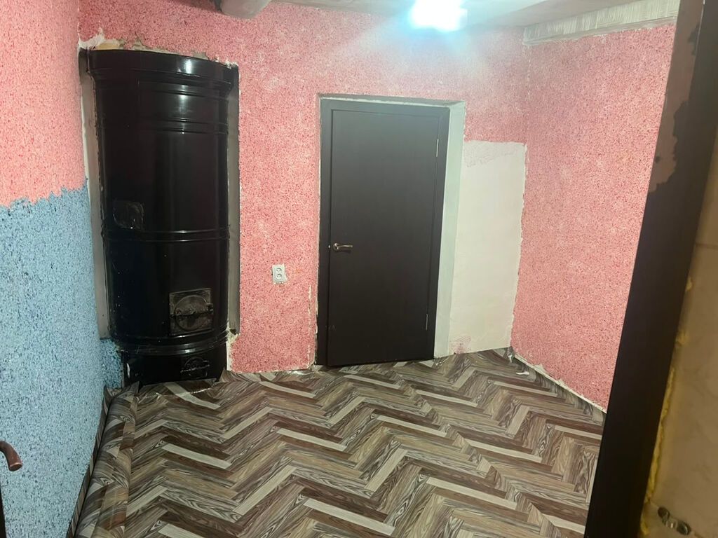 Сдаётся 2‑комнатный частный дом в самом центре Бишкека (угол: фото 6