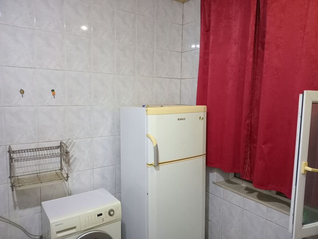80 kv. m, 3 otaqlı, Qaz, İşıq, Su