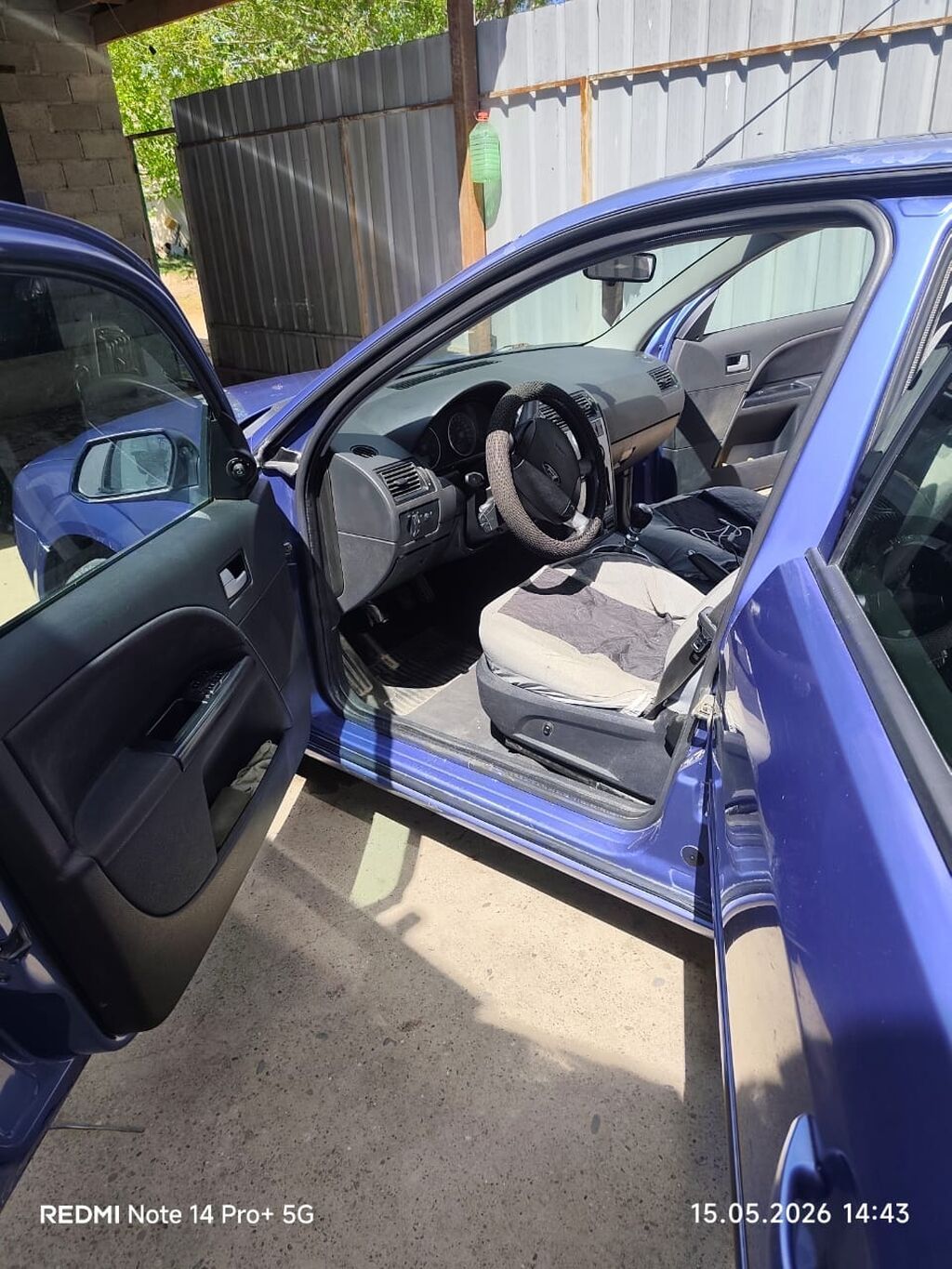 Ford Mondeo: 2001 г., 2 л, Механика, Бензин, Седан: фото 2