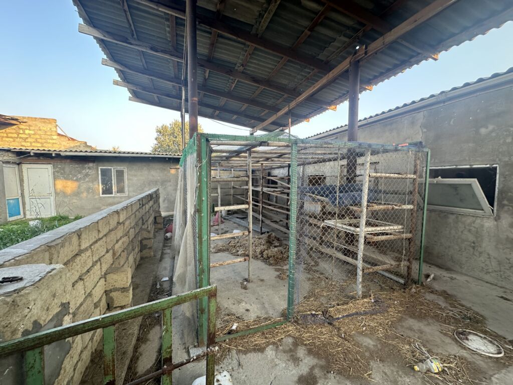 4 otaqlı, 300 kv. m, Kredit yoxdur, Orta təmir