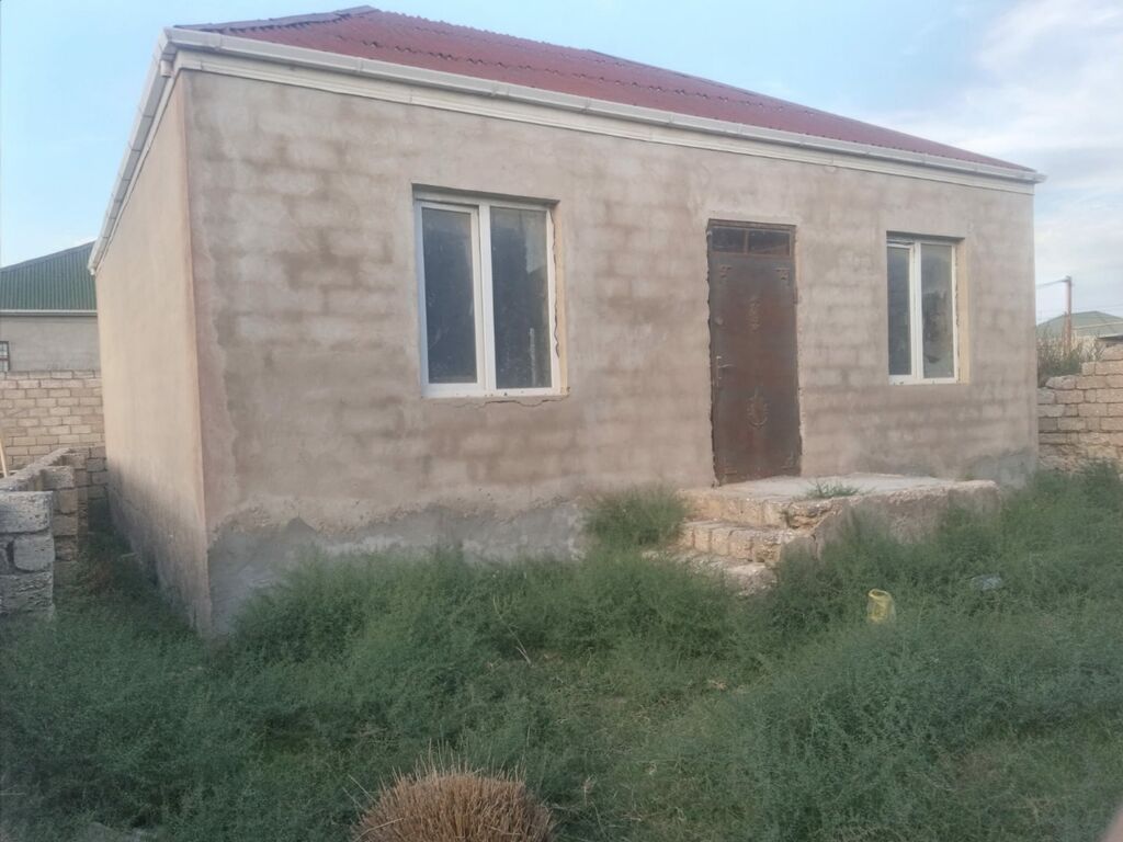3 otaqlı, 94 kv. m, Kredit yoxdur, Təmirsiz
