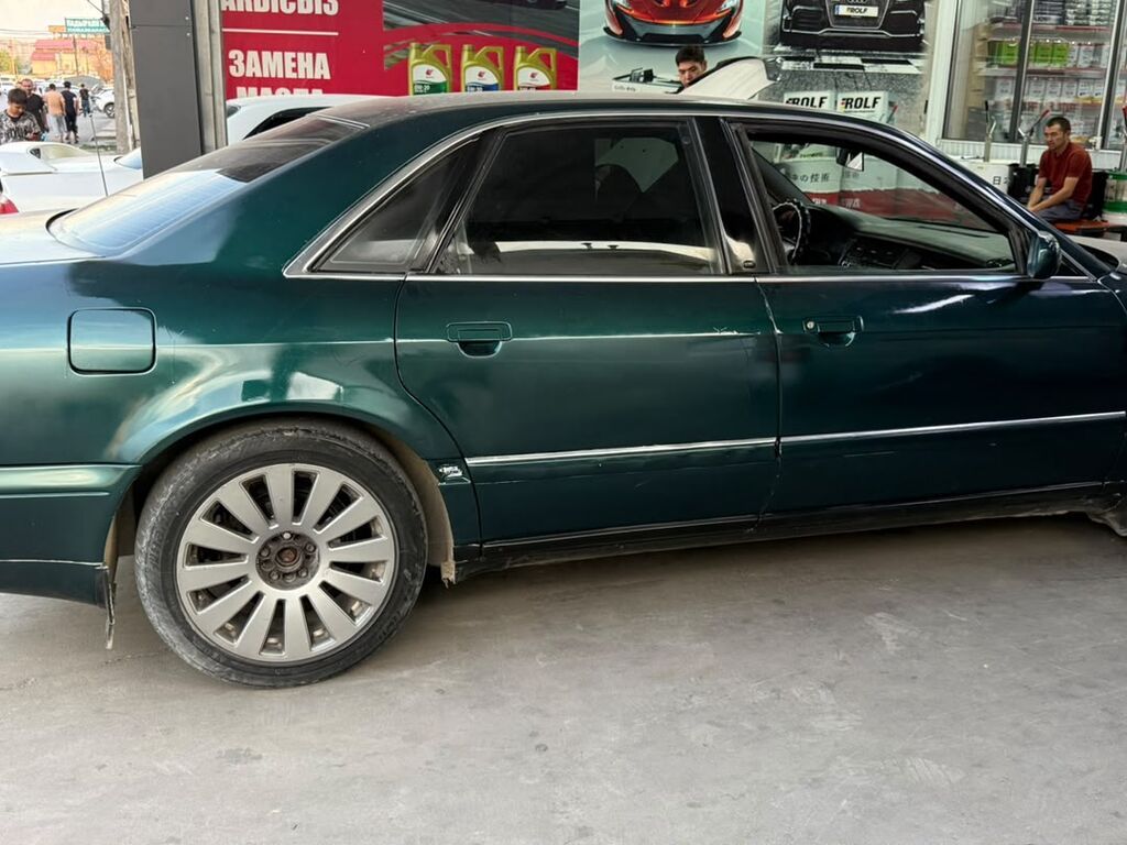 Audi A8: 1999 г., 2.8 л, Автомат, Бензин, Седан: фото 2