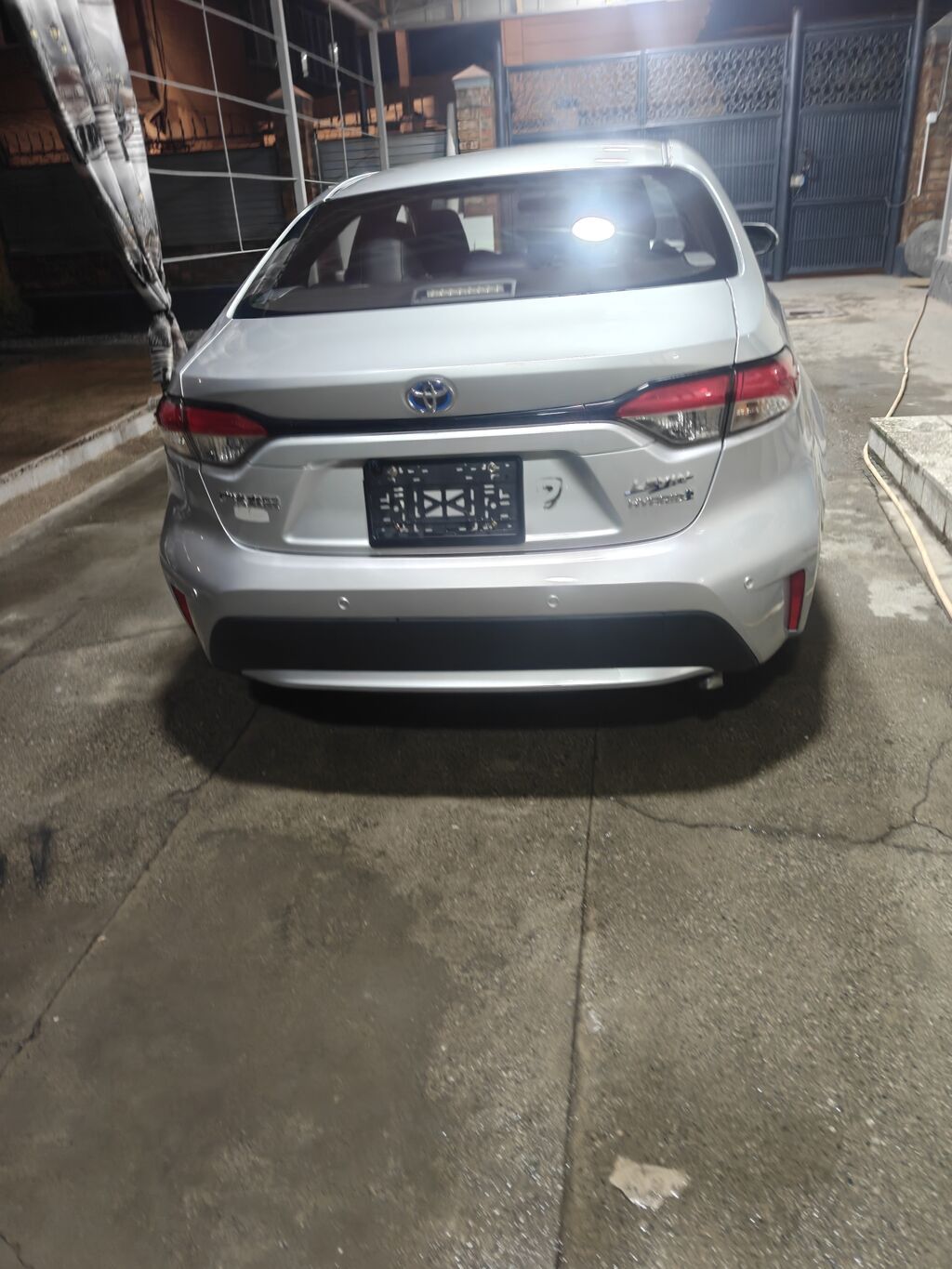 Toyota Levin: 2020 г., 1.8 л, Вариатор, Гибрид, Седан: фото 6