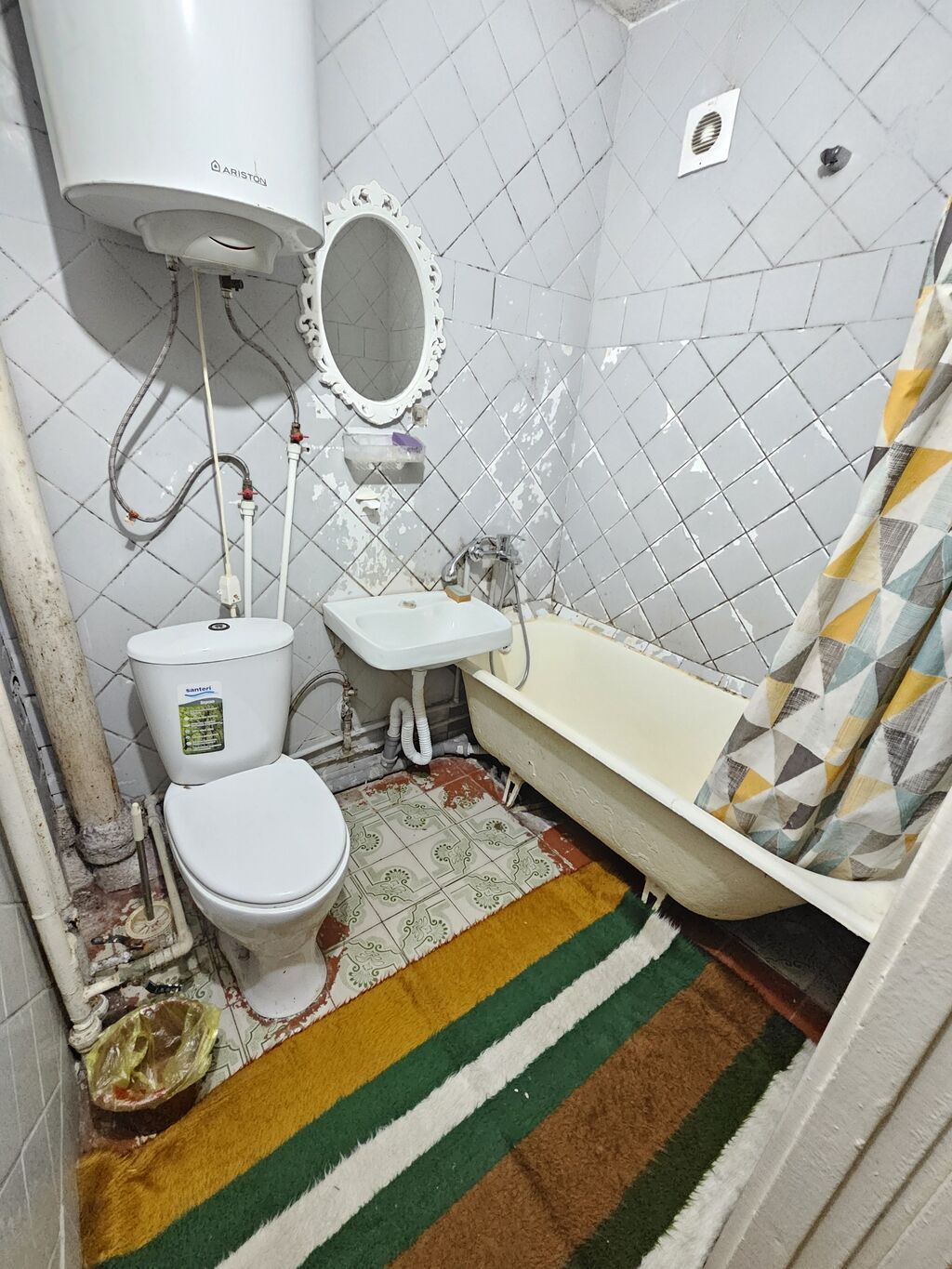 3 комнаты, 58 м², 10 мкр 104 серия, 2 этаж, Требуется ремонт: фото 8