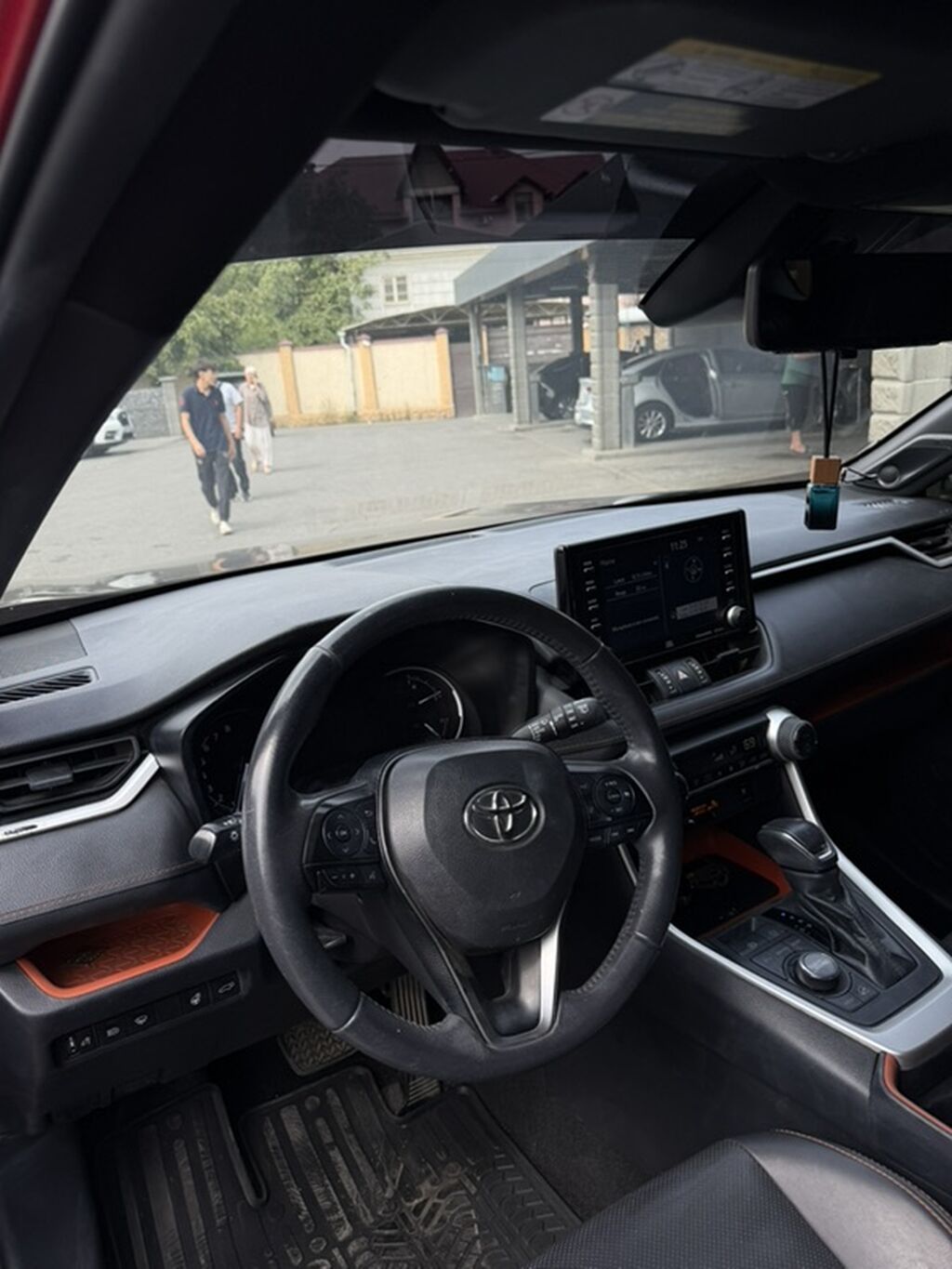 Toyota RAV4: 2020 г., Автомат, Кроссовер: фото 8