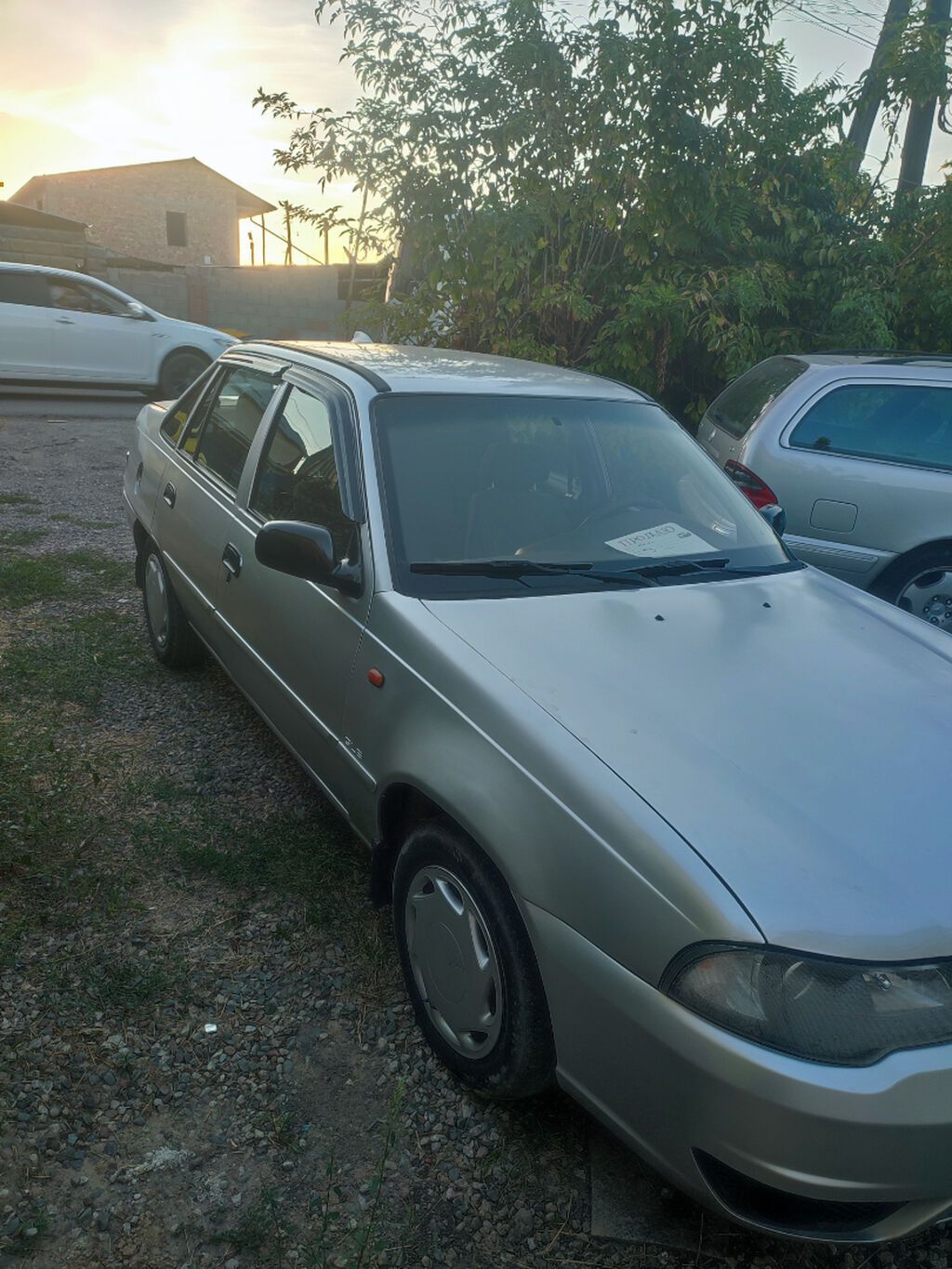 Daewoo Nexia: 2012 г., 1.5 л, Механика, Бензин, Седан: фото 2