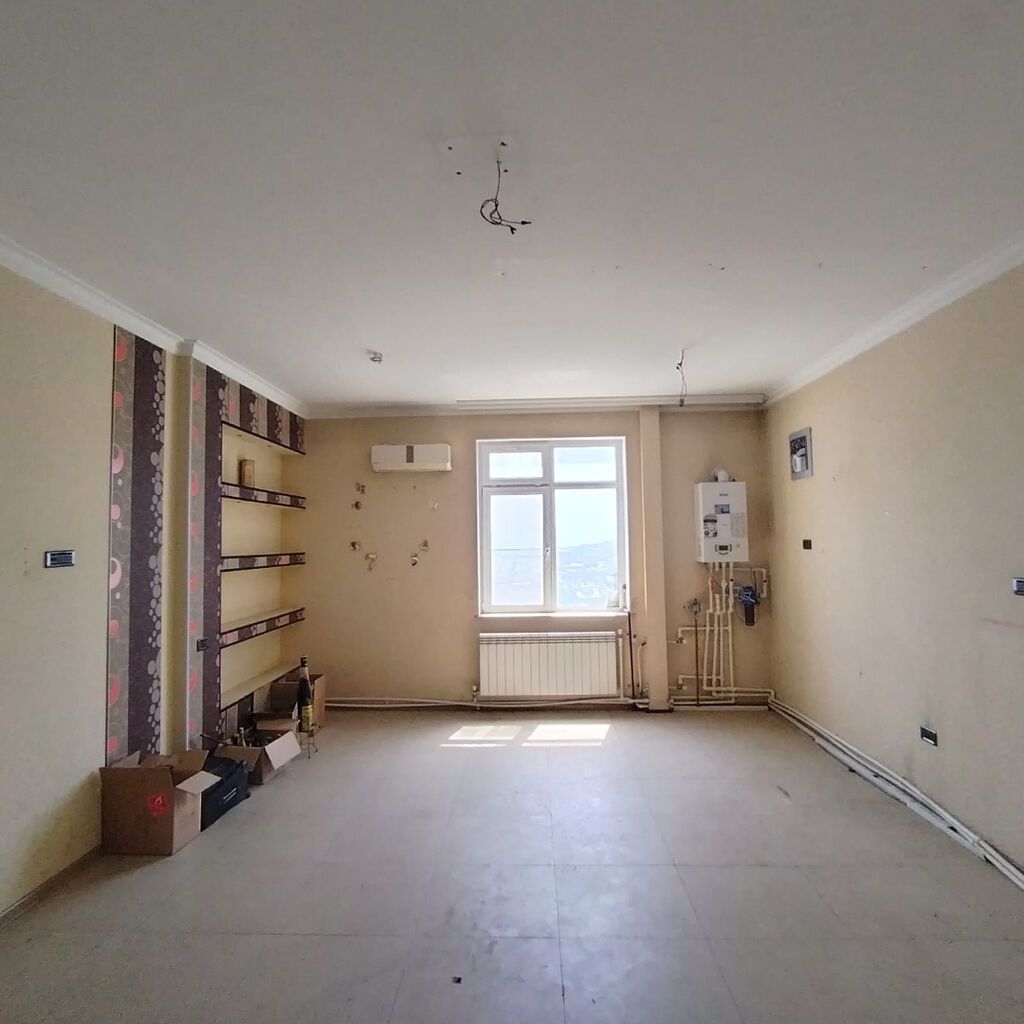 3 otaqlı, Yeni tikili, 180 kv. m