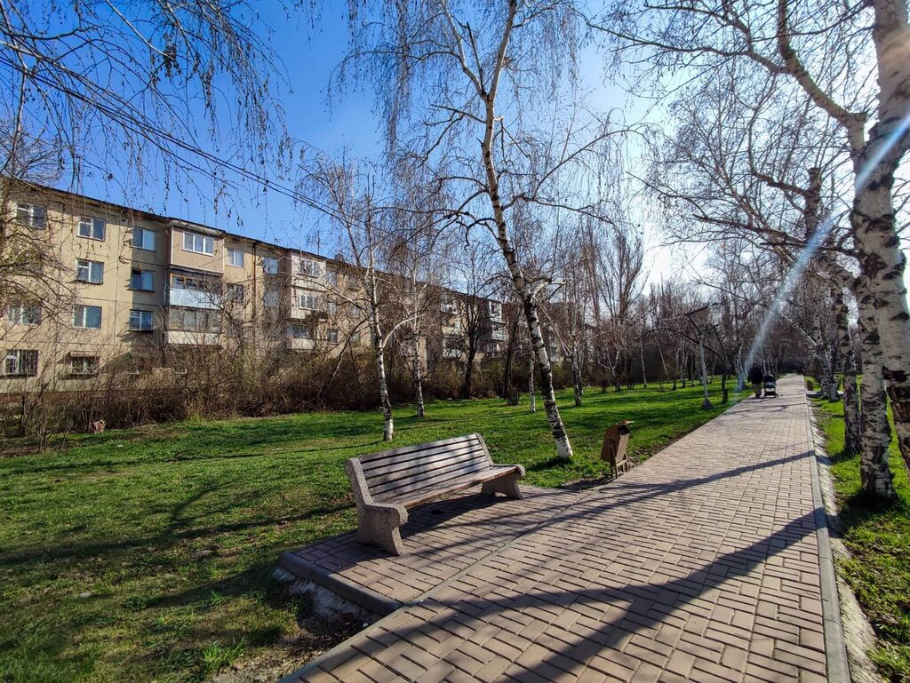 Продам! 2кв. 104с. 43м2 11 мкр: 59750 USD ▷ Продажа квартир | Бишкек |  44803710 ᐈ lalafo.kg