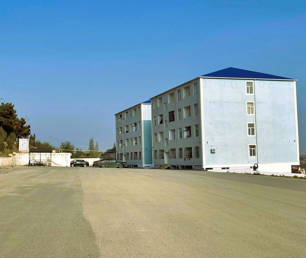 Qaraçuxur qəs., 3 otaqlı, Yeni tikili, 85 kv. m