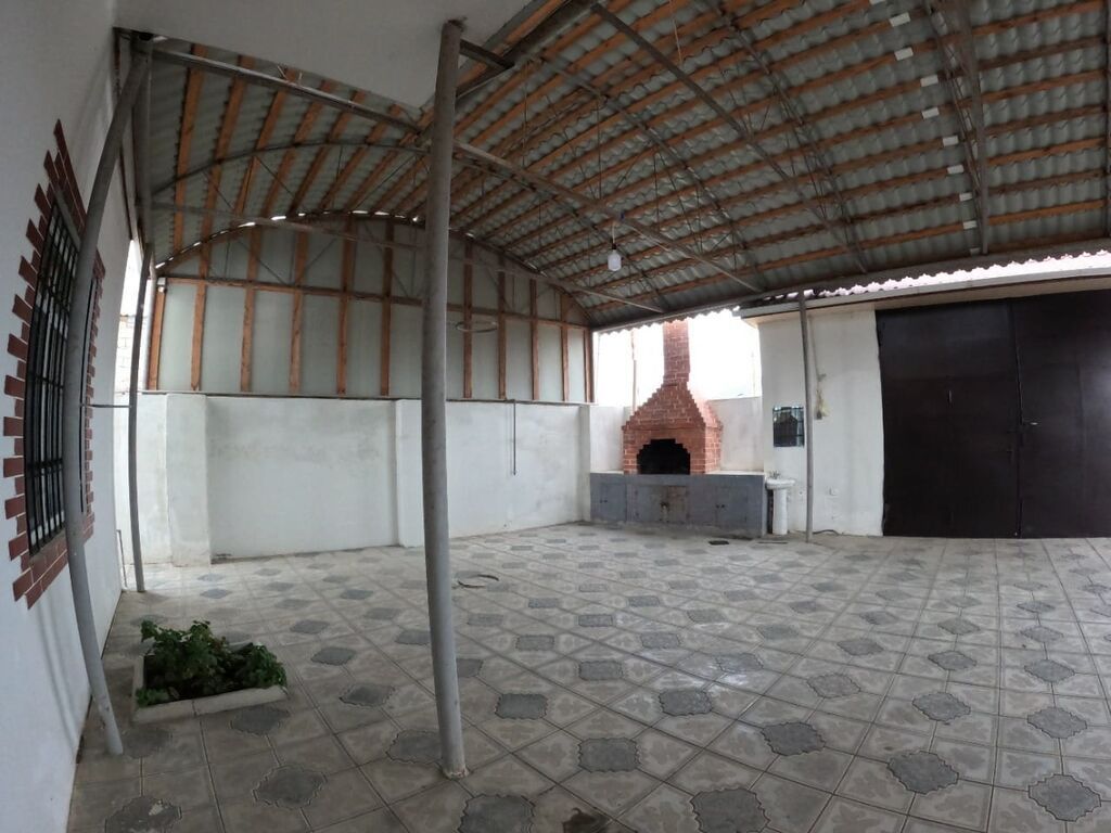 Maştağa qəs. 7 otaqlı, 300 kv. m, Yeni təmirli