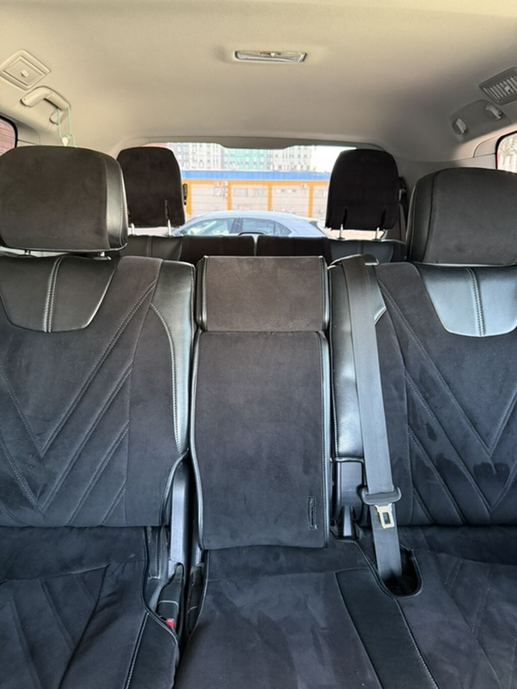 Toyota Land Cruiser: 2013 г., 4.6 л, Автомат, Бензин, Внедорожник: фото 6