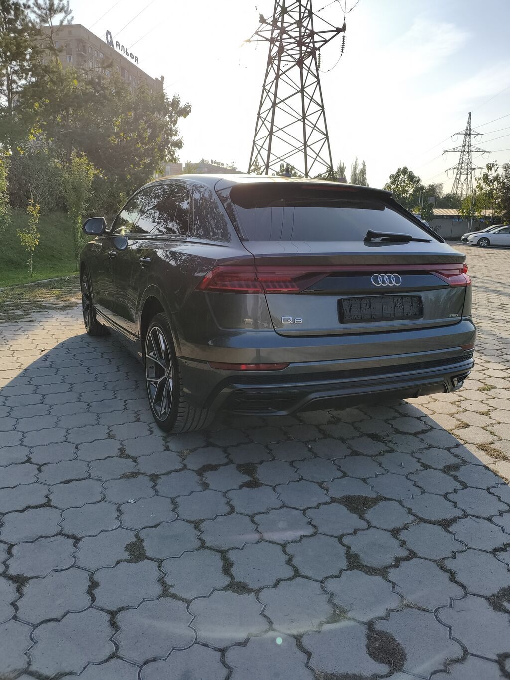 Audi Q8: 2019 г., 3 л, Автомат, Бензин, Кроссовер: фото 4
