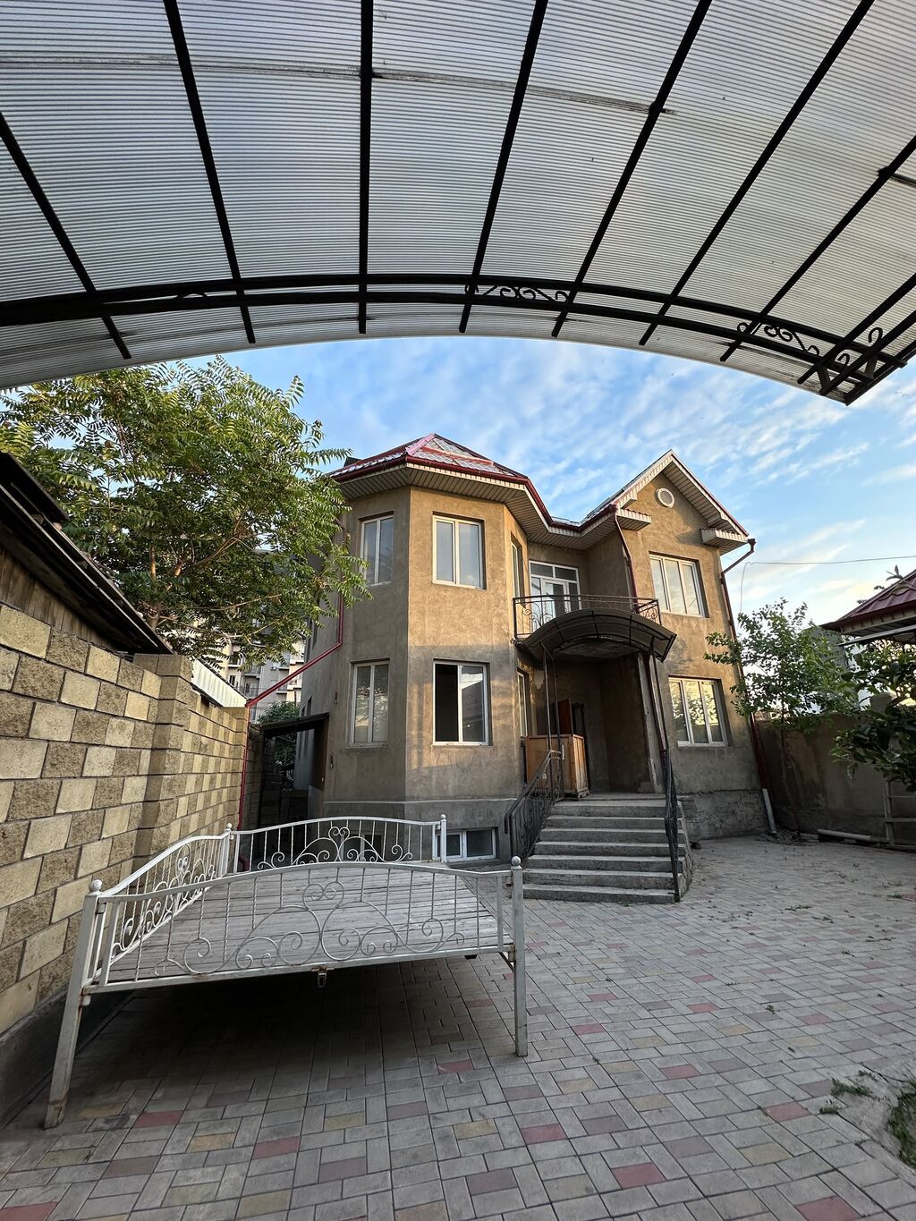 200 м², 6 комнат и более, Восток-5 мкр: фото 1
