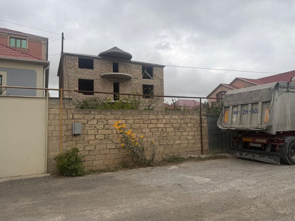 5 otaqlı, 350 kv. m, Kredit yoxdur, Təmirsiz