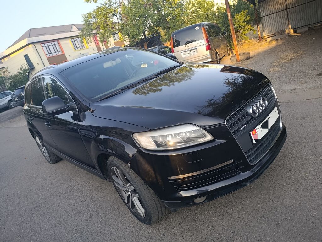 Audi Q7: 2006 г., 4.2 л, Автомат, Бензин, Кроссовер: фото 2