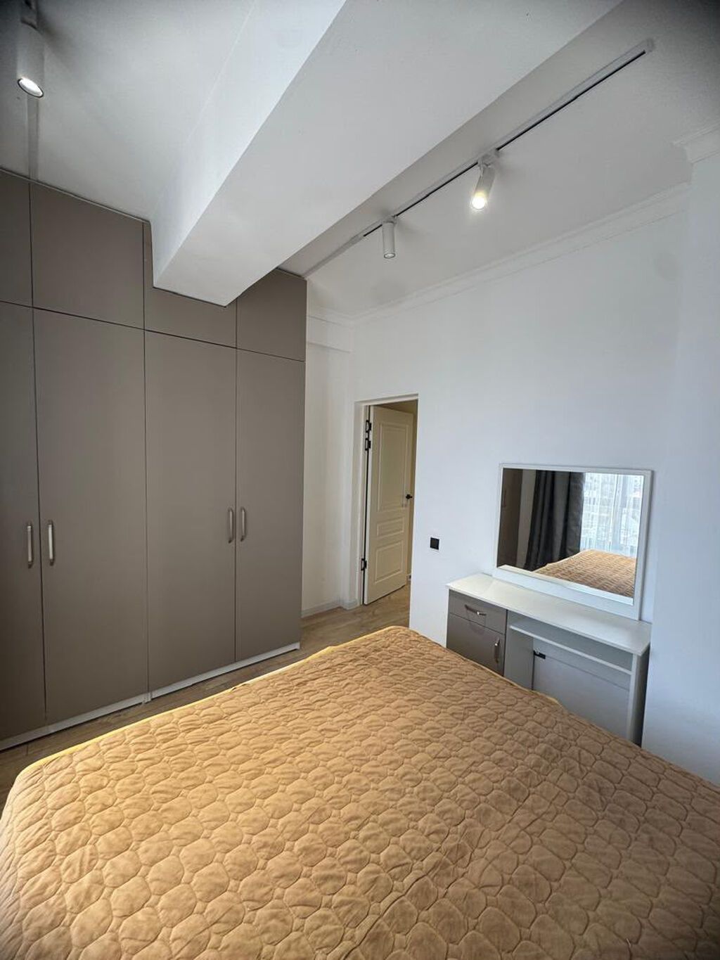 2 комнаты, 62 м², Кок-Жар мкр Элитка, 8 этаж, Свежий ремонт: фото 7