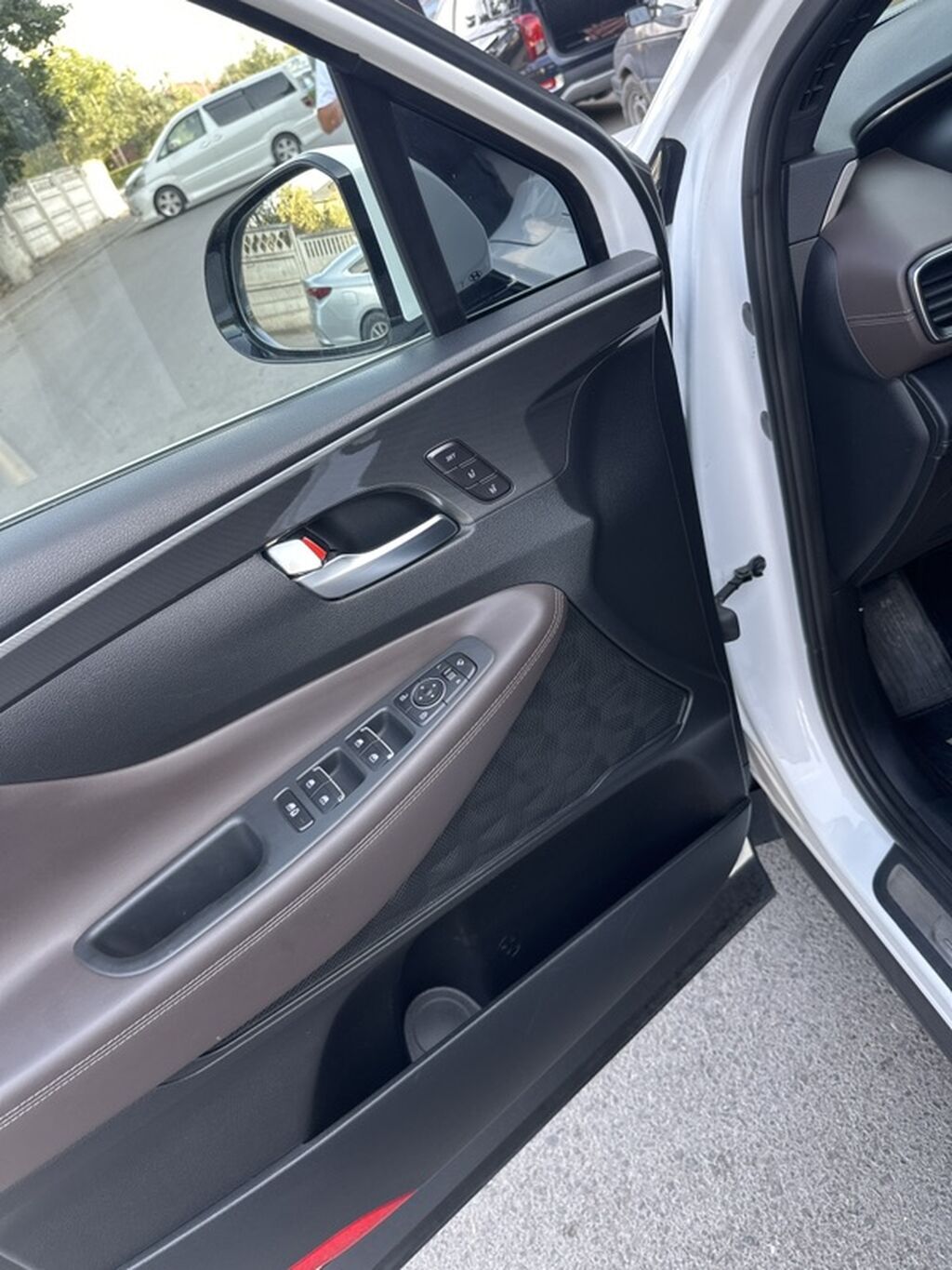 Hyundai Santa Fe: 2021 г., 2.2 л, Автомат, Дизель, Кроссовер: фото 3