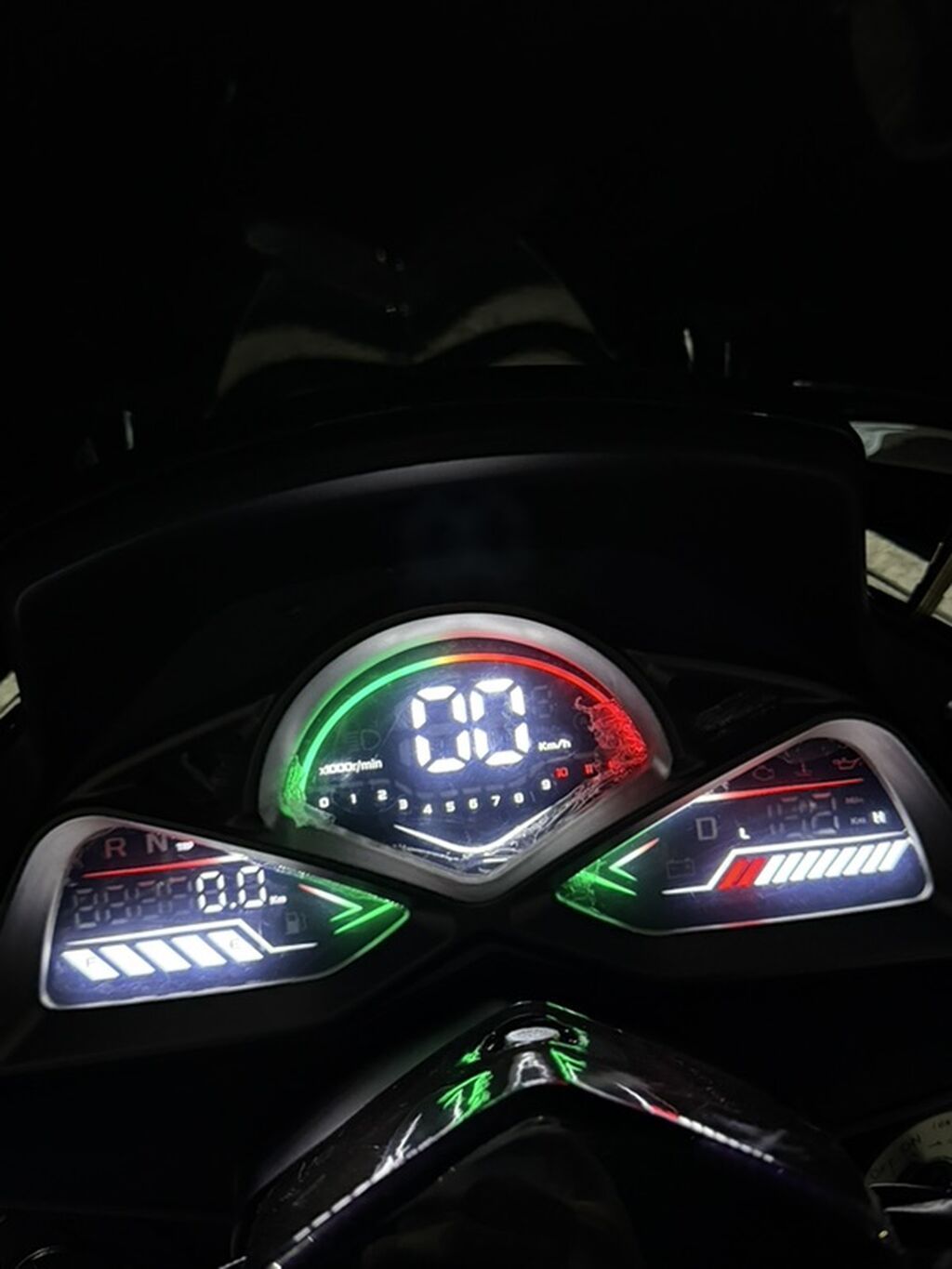Макси-скутер 150 куб. см, Бензин, Новый: фото 5