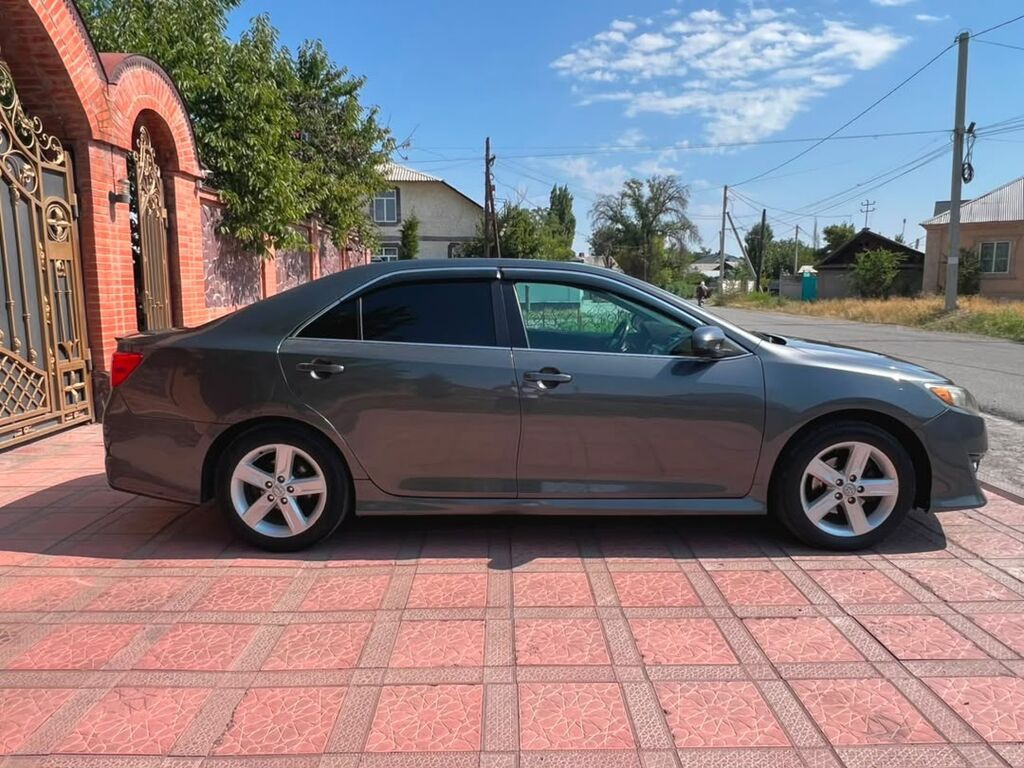 Toyota Camry: 2014 г., 2.5 л, Автомат, Газ, Седан: фото 6