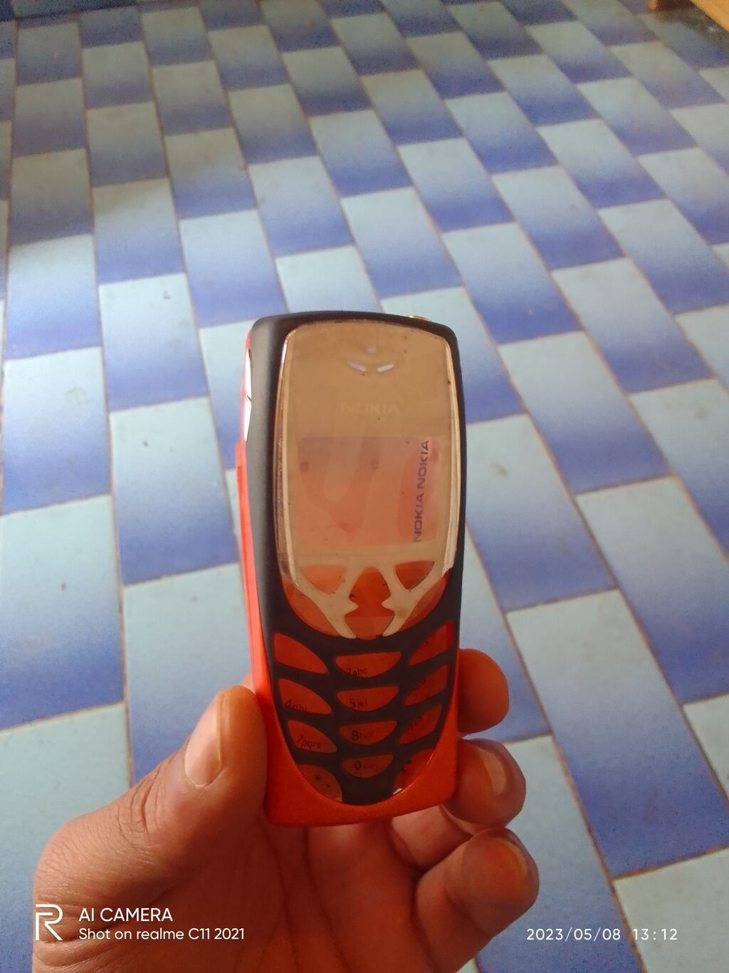 Ostali aksesoari za mobilne telefone: Nokia 8310 Original Maska sa Dugmicima.Maska je