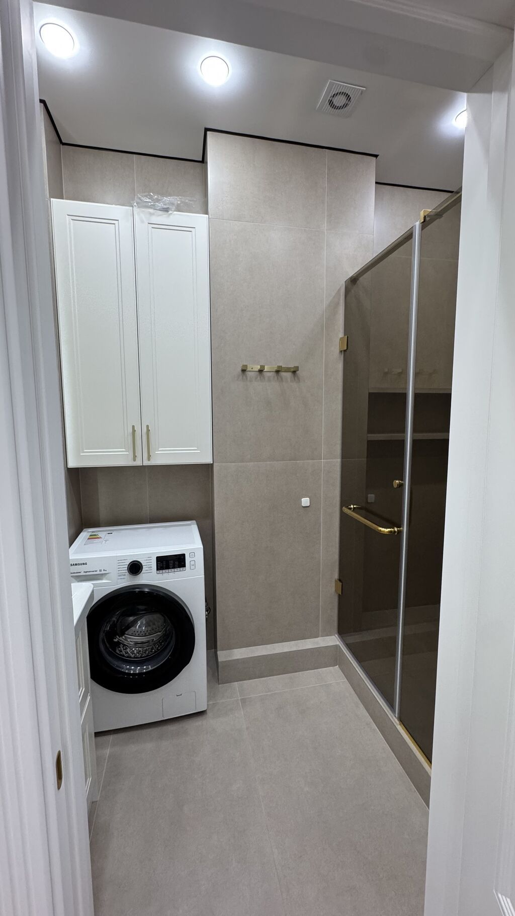 2 комнаты, 60 м², Тунгуч мкр 2 этаж, Дизайнерский ремонт: фото 6