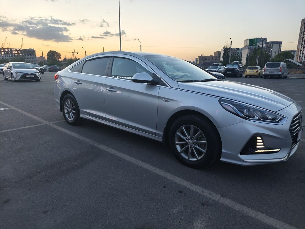 Hyundai Sonata: 2019 г., 2 л, Автомат, Газ, Седан: фото 4
