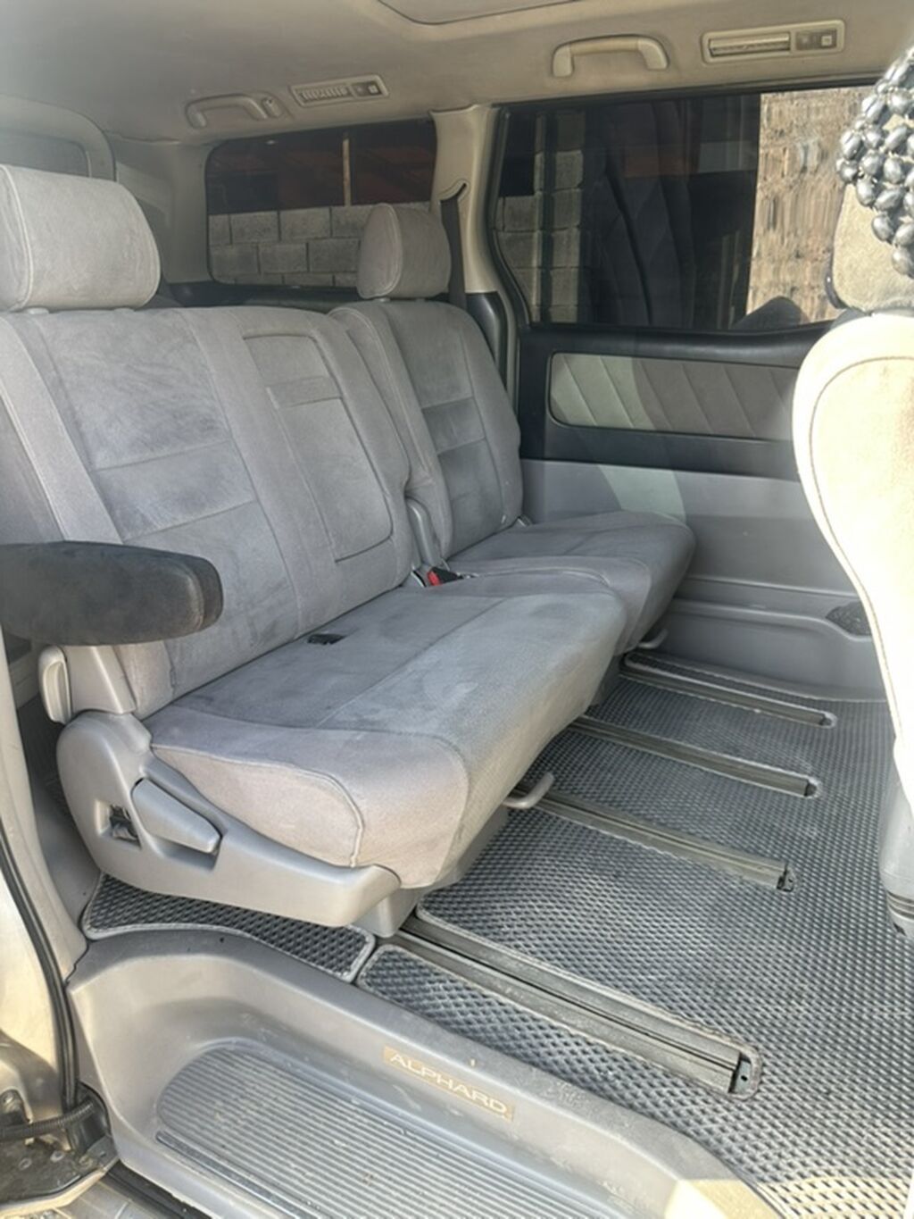 Toyota Alphard: 2005 г., Автомат, Минивэн: фото 6