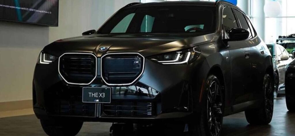 BMW iX3: 2026 г., 2 л, Автомат, Бензин, Кроссовер: фото 2
