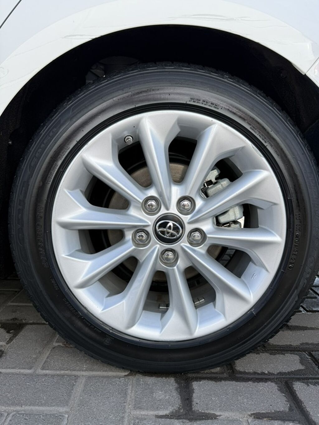 Продаю диски с летней резиной комплект для Toyota Corolla R16 Диски: фото 4