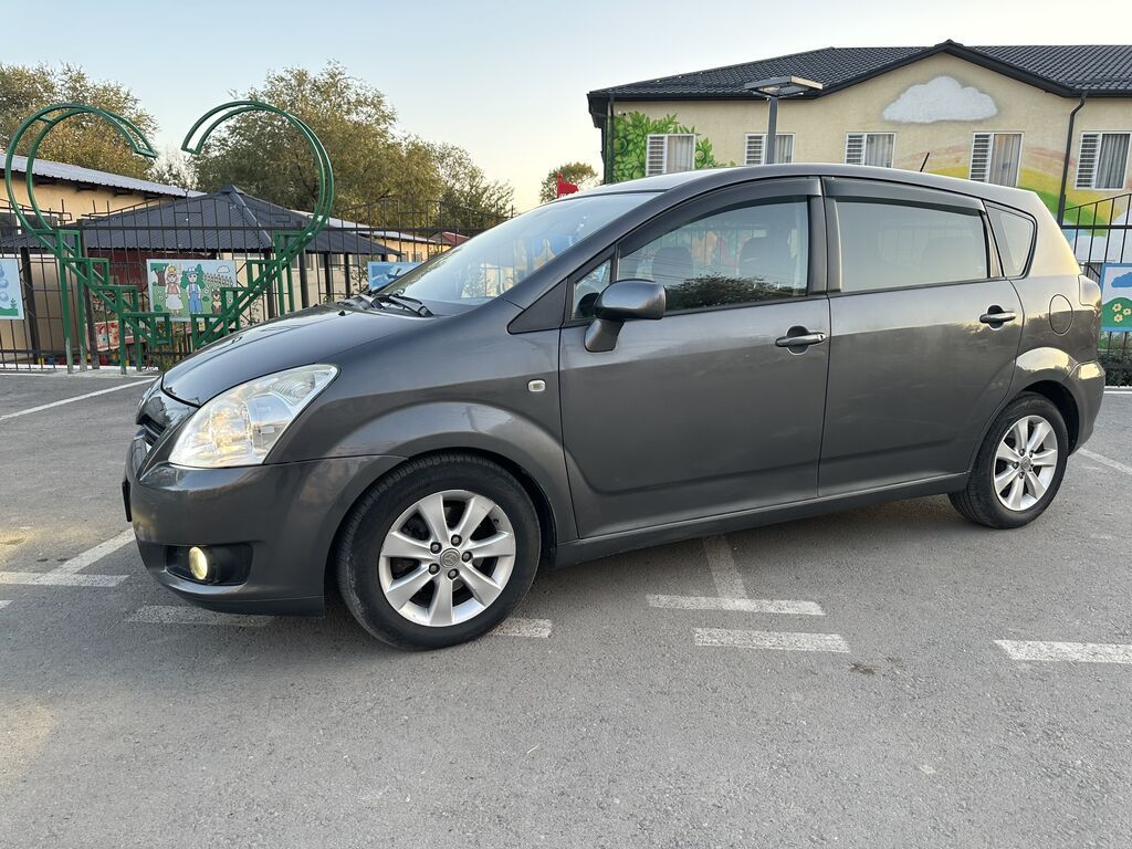 Toyota Corolla Verso: 2007 г., 2.2 л, Механика, Дизель: фото 3