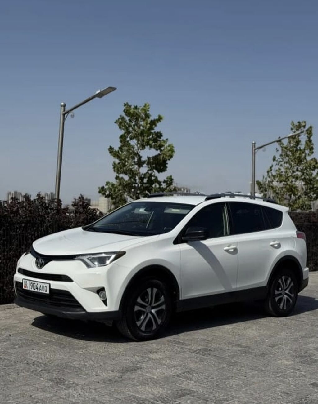 Toyota RAV4: 2018 г., 2.5 л, Автомат, Бензин, Кроссовер: фото 6