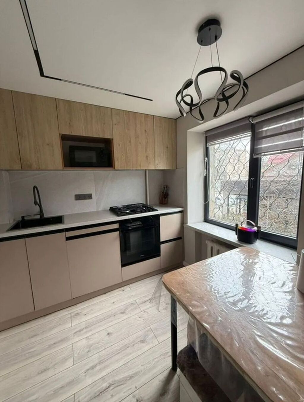 3 комнаты, 58 м², Бишкек Парк ТРЦ Индивидуалка, 2 этаж, Свежий ремонт: фото 2