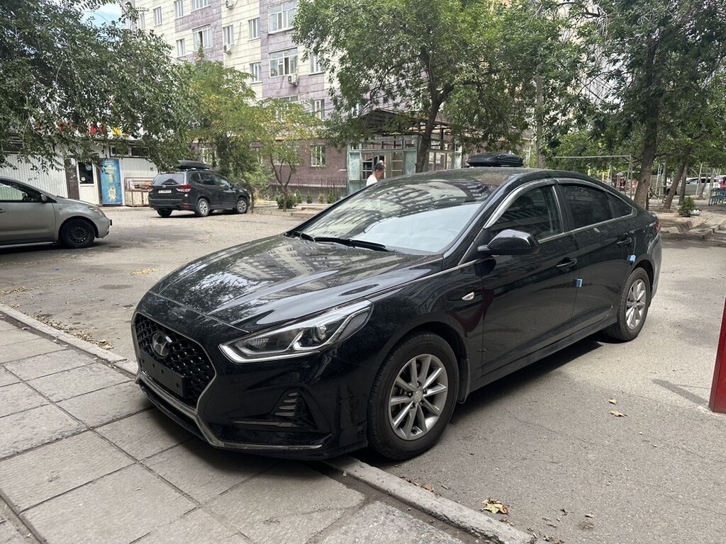 Hyundai Sonata: 2021 г., 2 л, Автомат, Газ, Седан: фото 2