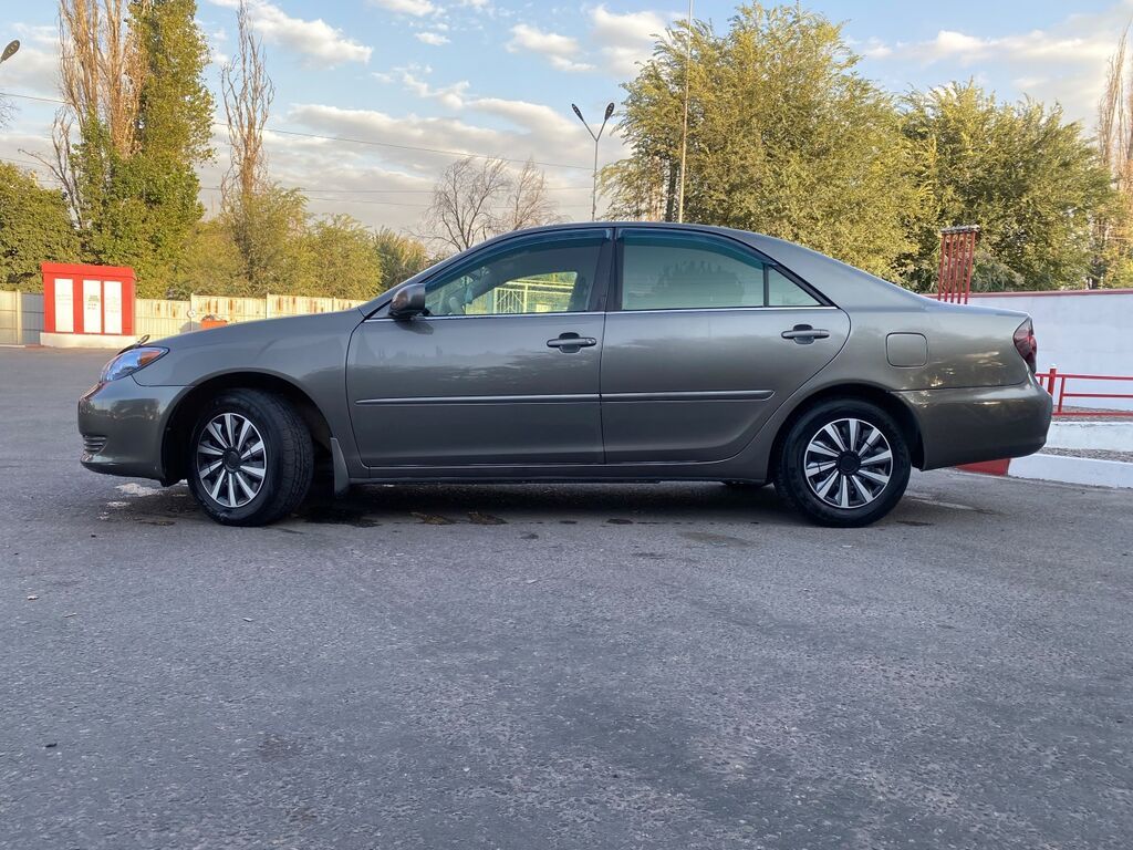 Toyota Camry: 2005 г., 2.4 л, Автомат, Бензин, Седан: фото 4