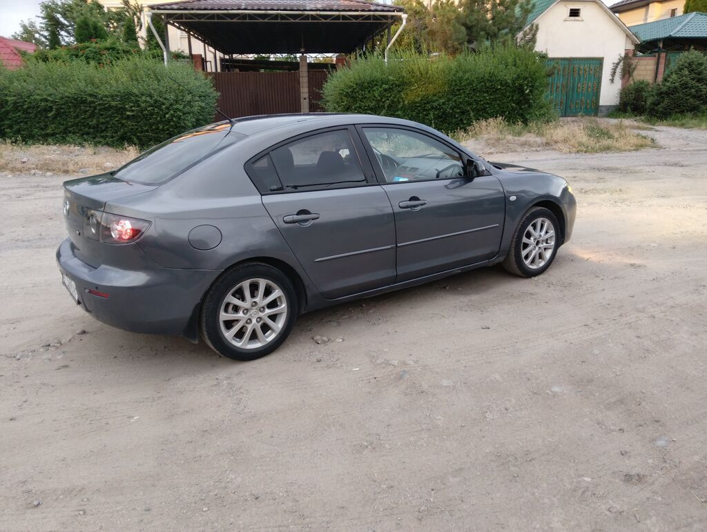 Mazda 3: 2007 г., 1.6 л, Автомат, Бензин, Седан: фото 3